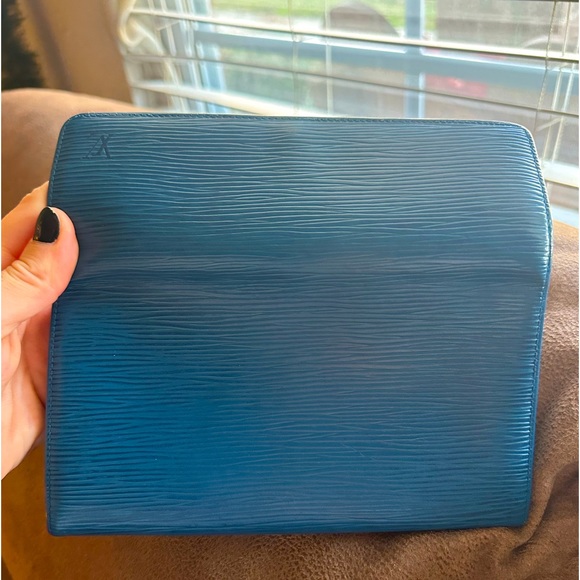 Blue Epi Leather wallet - Picture 6 of 6